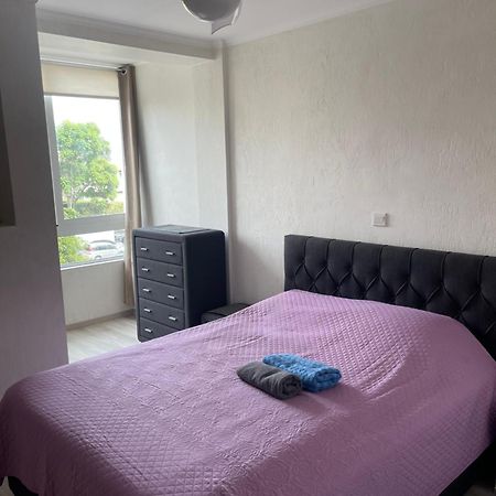 Galaxy Court Modern Apartment Лимасол Екстериор снимка