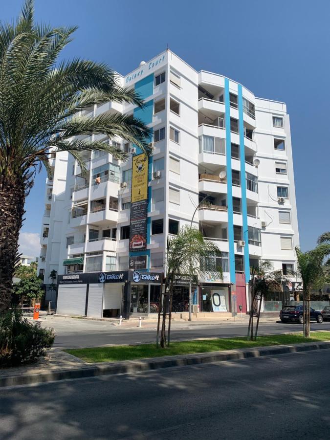 Galaxy Court Modern Apartment Лимасол Екстериор снимка