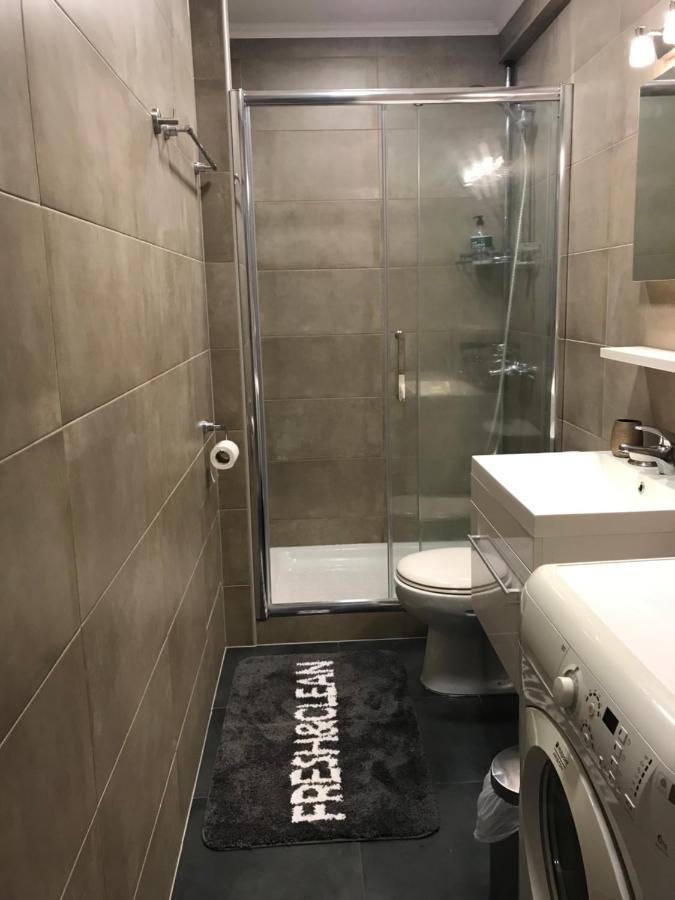 Galaxy Court Modern Apartment Лимасол Екстериор снимка